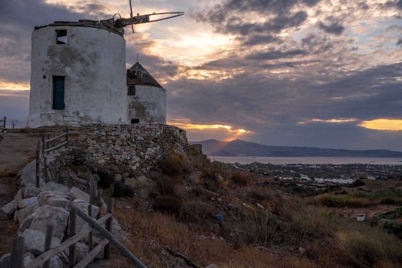 Naxos-128