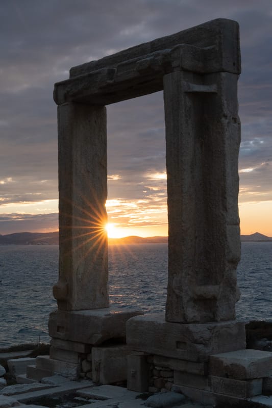 Naxos-200