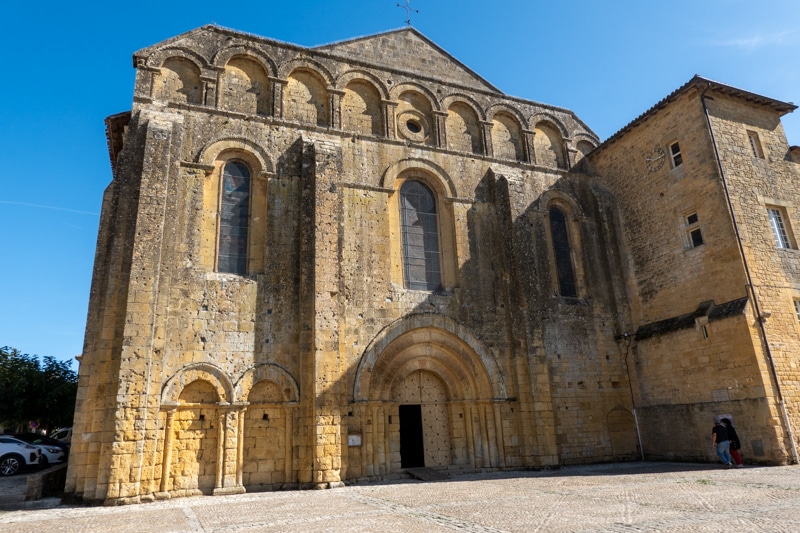 Auvergne et Périgord - 00548