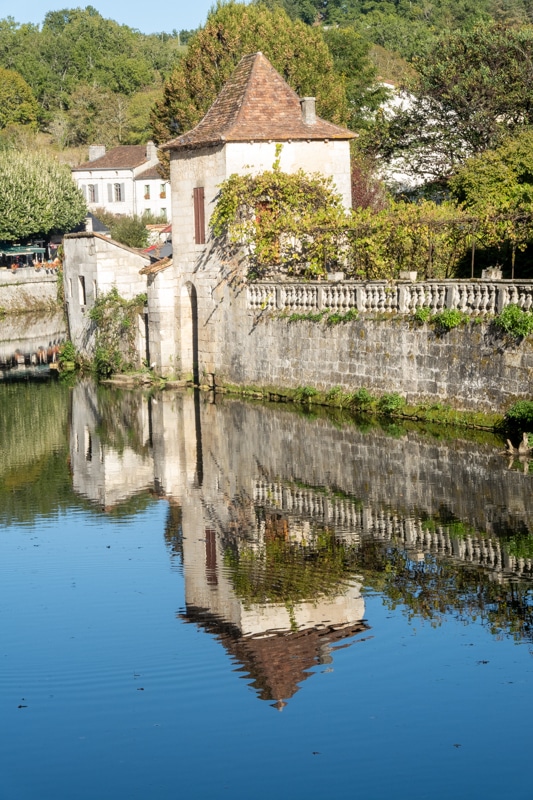 Auvergne et Périgord - 00674